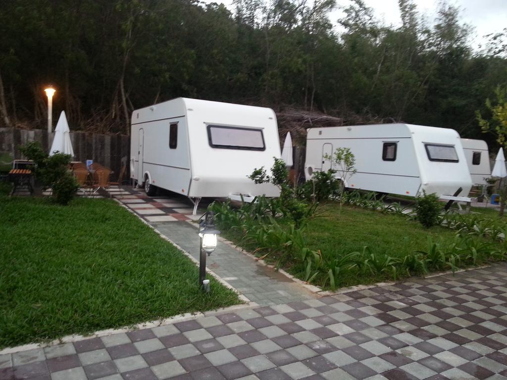 Kenting Houbihu Camping Car B&B Longshui Екстер'єр фото