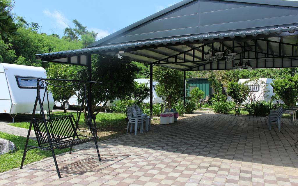 Kenting Houbihu Camping Car B&B Longshui Екстер'єр фото
